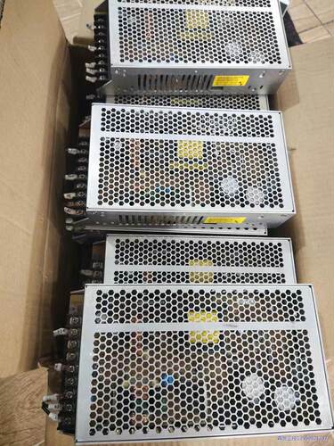 OMRONS8FS-C20024开关电源，口罩机拆机，成色新，功议价商品