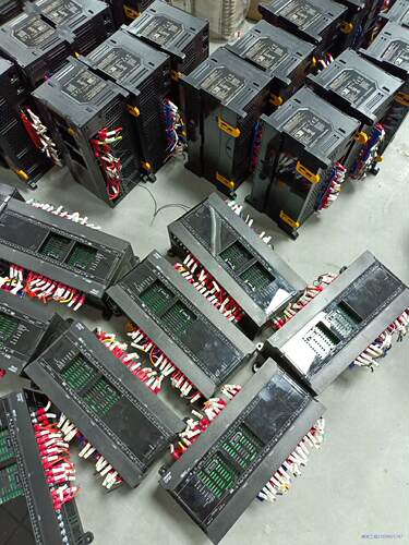 拆机欧姆龙PLC CP2E-N60DT-D 成色漂亮 包好包议价商品