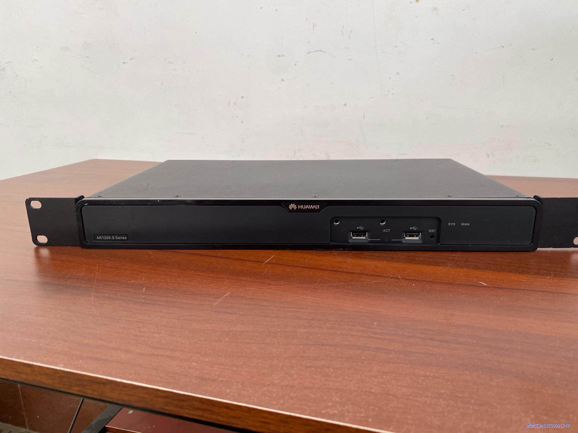 华为路由器型号:AR1200-S双WAN口千兆，带WEB管理议价商品