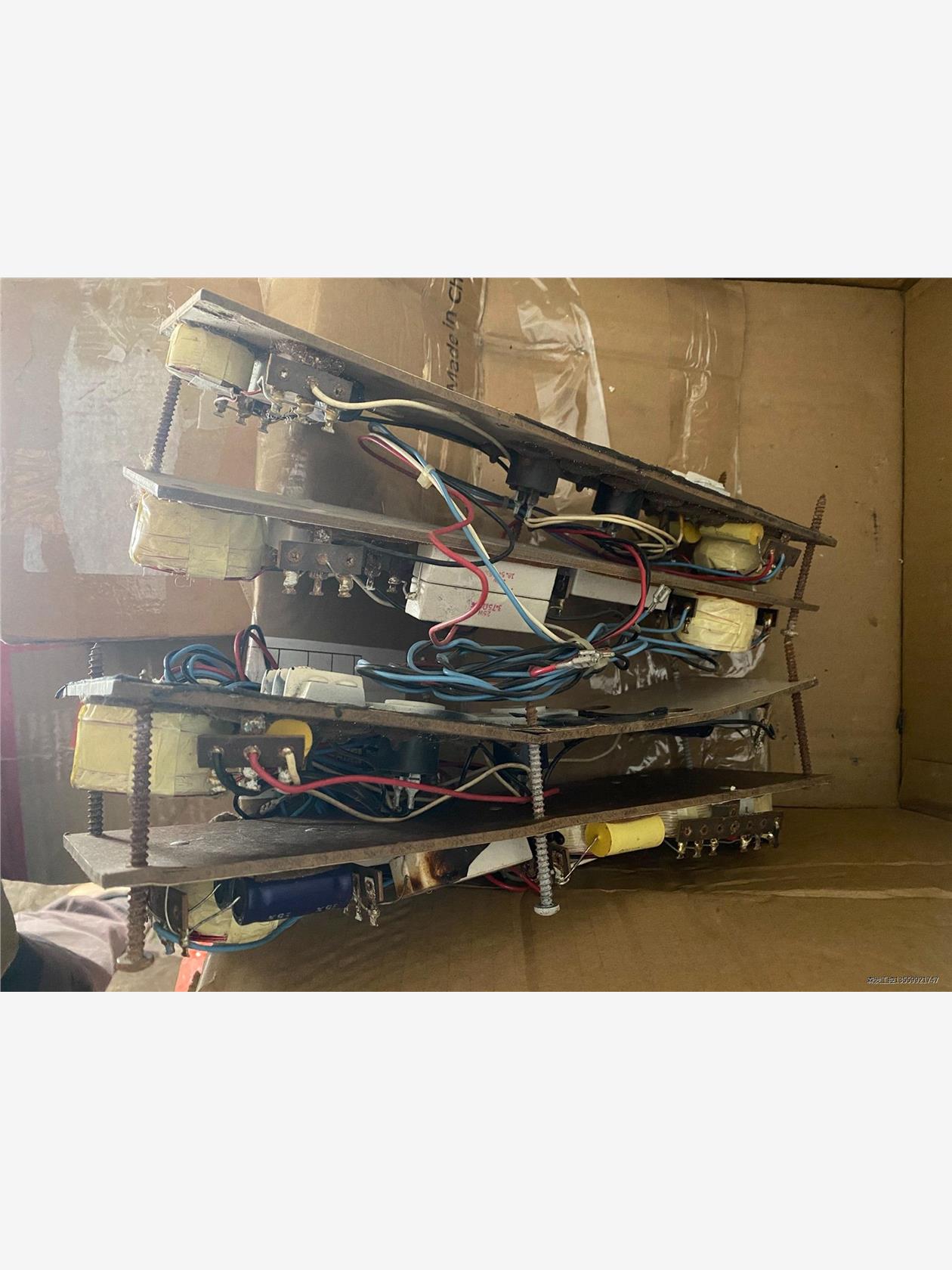 EAW JF80原装分频器,有一块板有点折,正常使用,用料极