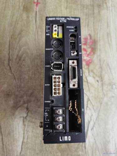 东方LIMO步进驱动电机EZMC13 I-A，二手暴力拆机，议价商品