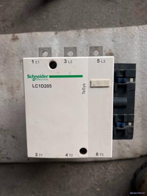 议价商品施耐德交流接触器LC1D205 M5C 220V 全新 配件