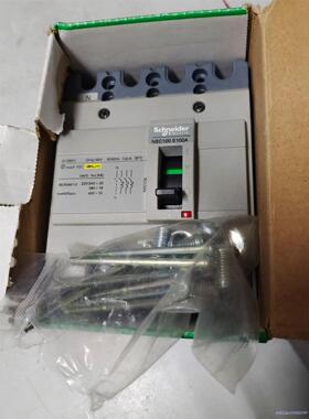 施耐德塑壳断路器NSC100S4100N全新正品4个，特价出议价商品
