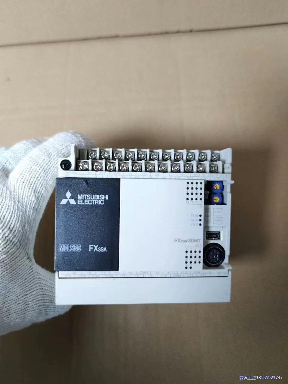 三菱PLC，型号FX3SA-30MT-CM，一台实拍，缺盖板议价商品