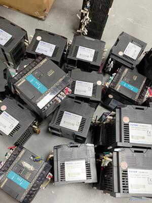 永宏PLC FBS-24MCT2-AC 二手拆机 功能包好，议价商品