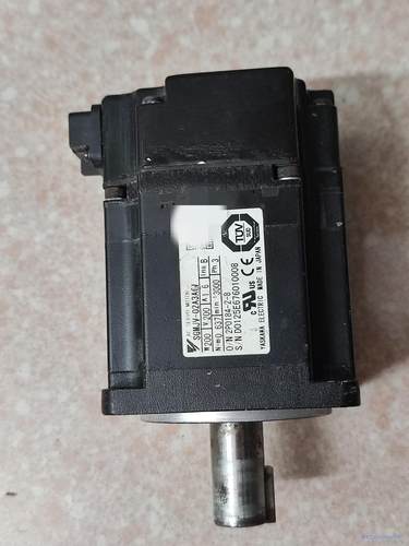 安川  伺服驱动器电机  SGMJV-02A3A61议价商品