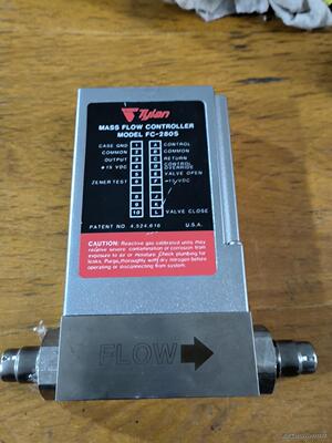 TYLAN质量流量控制器FC280SAV实物拍摄成色漂亮有一
