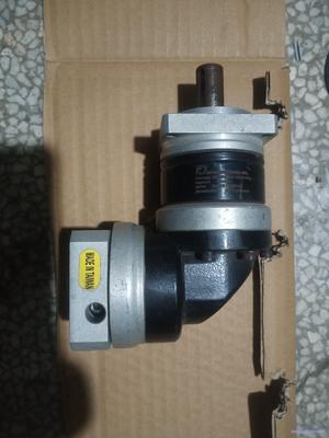 精锐直角转弯减速机NO:PAIR060-S2成色如图，二手物议价商品