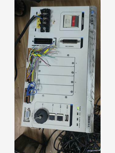 二手汇川机器人控制柜，型号IRCB300-B-G实图拍摄，包议价商品