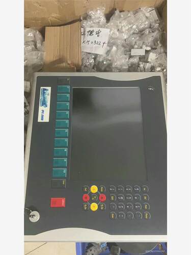倍福CP7902-1075-0000倍福触摸屏二手拆机议价商品