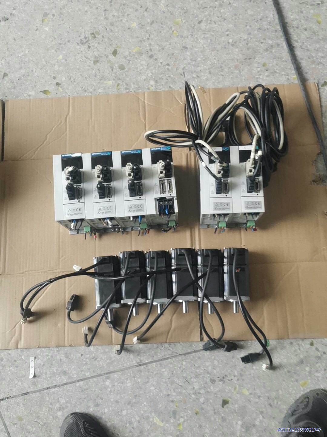 三夌交流伺候驱动MR-J2S-40A，电机HC-KFS43，议价商品