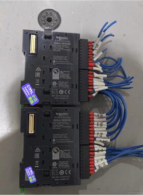 施耐德TM3DQ16R  ×2  TM3DI16  x3