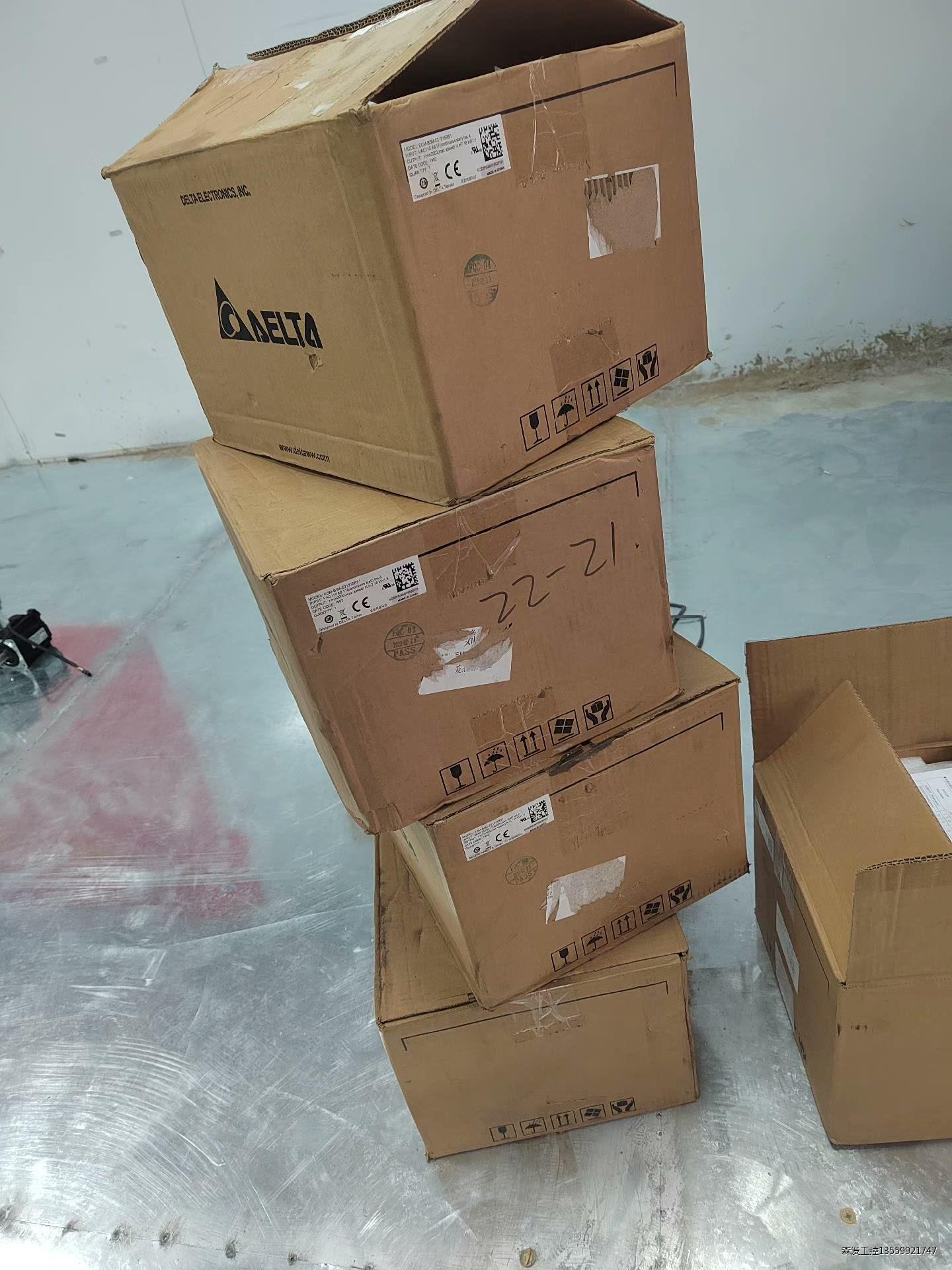 ECM-B3M-E21315RS1台达B3电机全新工程余料,