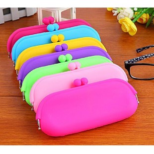 新款原宿风纯色硅胶零钱眼镜包白色糖果色软面搭扣防水多功能收纳