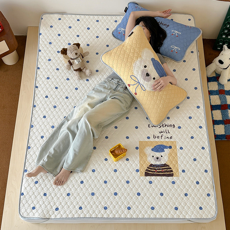 卡通可爱乳胶凉席三件套夏季可机洗空调软席1.5m冰丝宿舍席子1.8