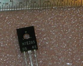 NTE295 TO-126
