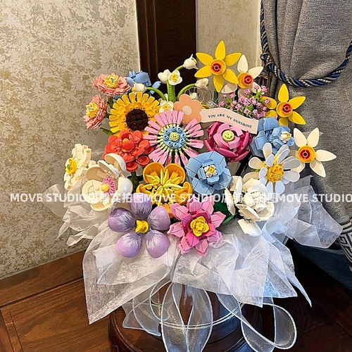 中国积木玫瑰花抱抱桶花束拼装玩具永生花桌面摆件女朋友生日礼物