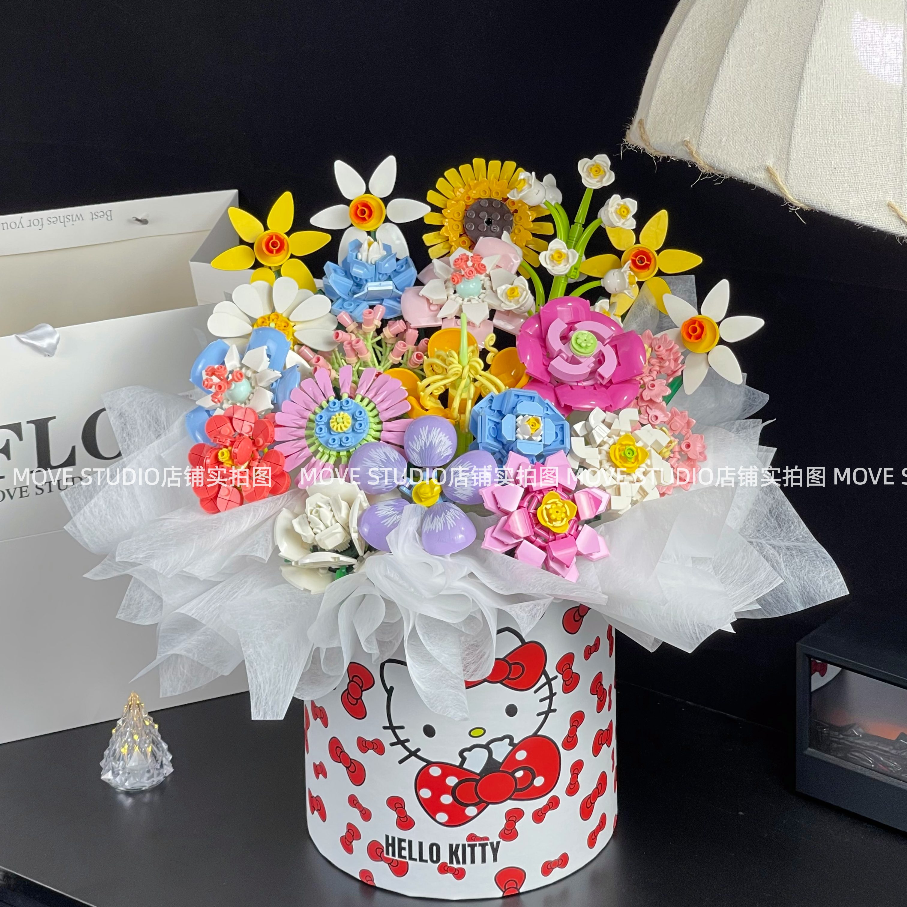 hello积木玫瑰花kitty抱抱桶花束拼装玩具永生花教师节女生日礼物
