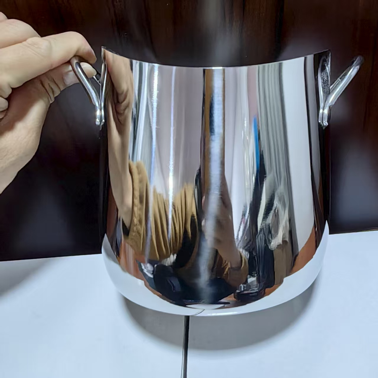 跨境厚304不锈钢香槟桶创意家用红酒冰镇啤酒网红高颜值双耳冰桶