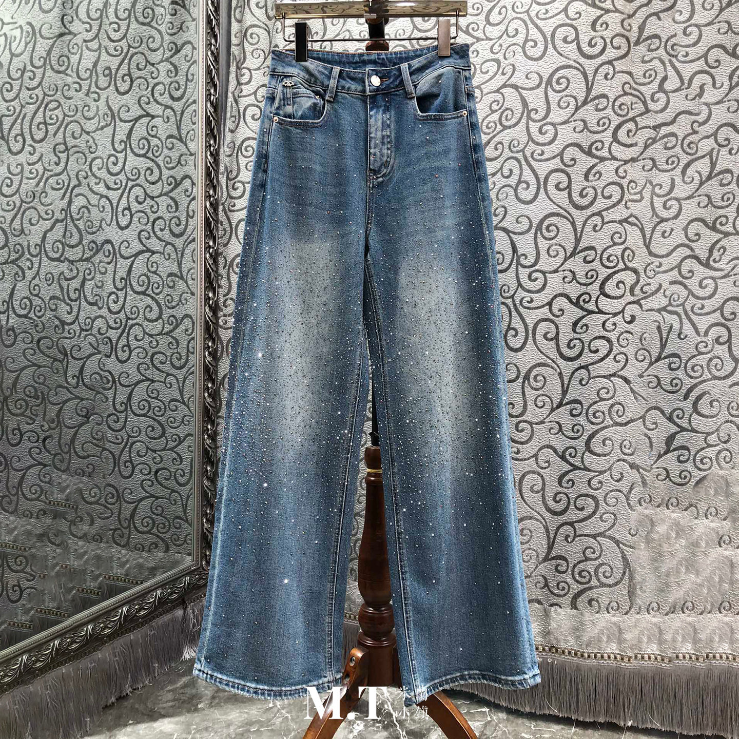 米兰小镇南油高版本双膝水洗磨白重工雪点烫钻直筒牛仔长裤女L27,女装/女士精品,牛仔裤,淘宝优惠券,粉丝福利购,淘宝优惠卷