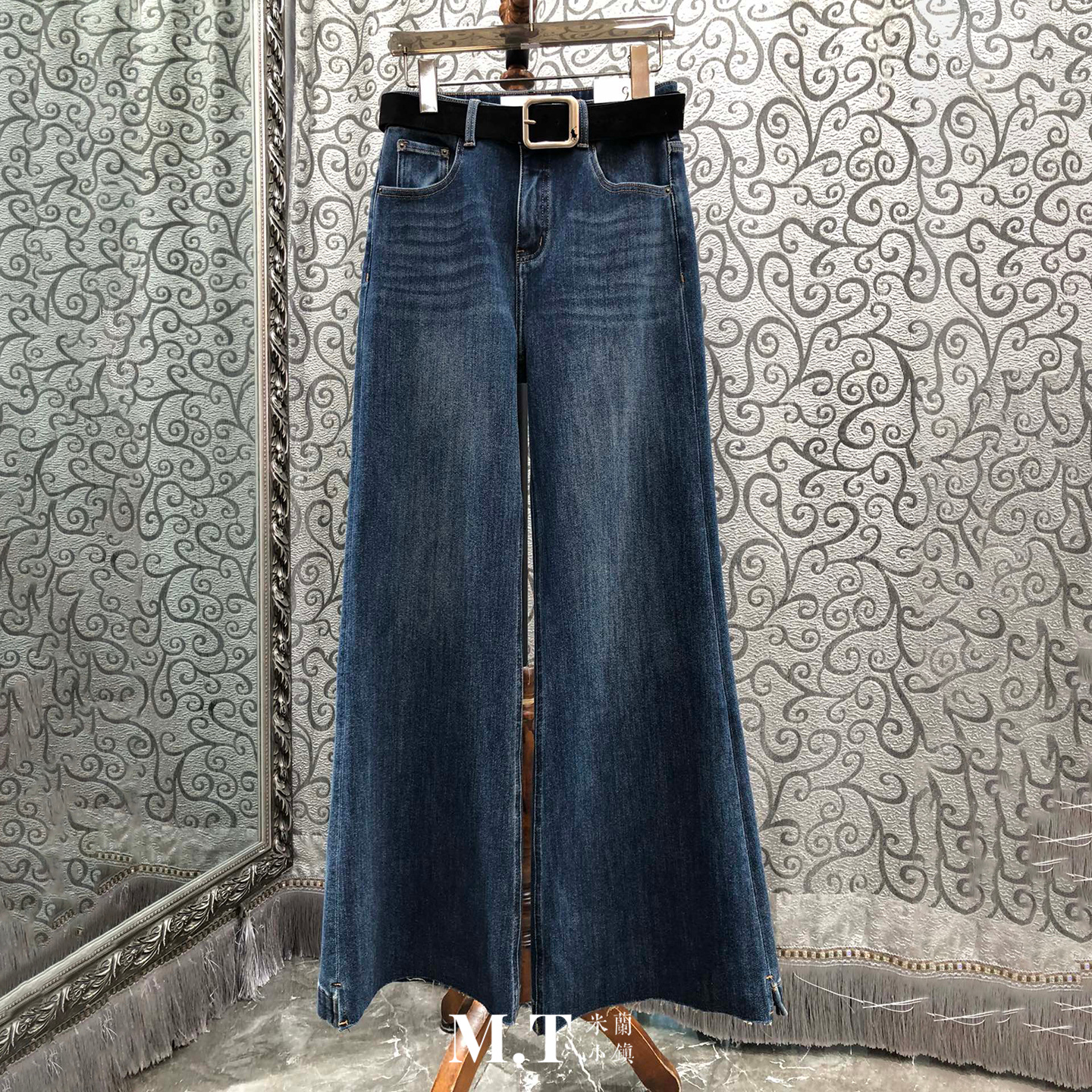 米兰小镇南油黑丝绒腰带阔腿宽松喇叭加绒cutoff裤脚开叉牛仔裤K6