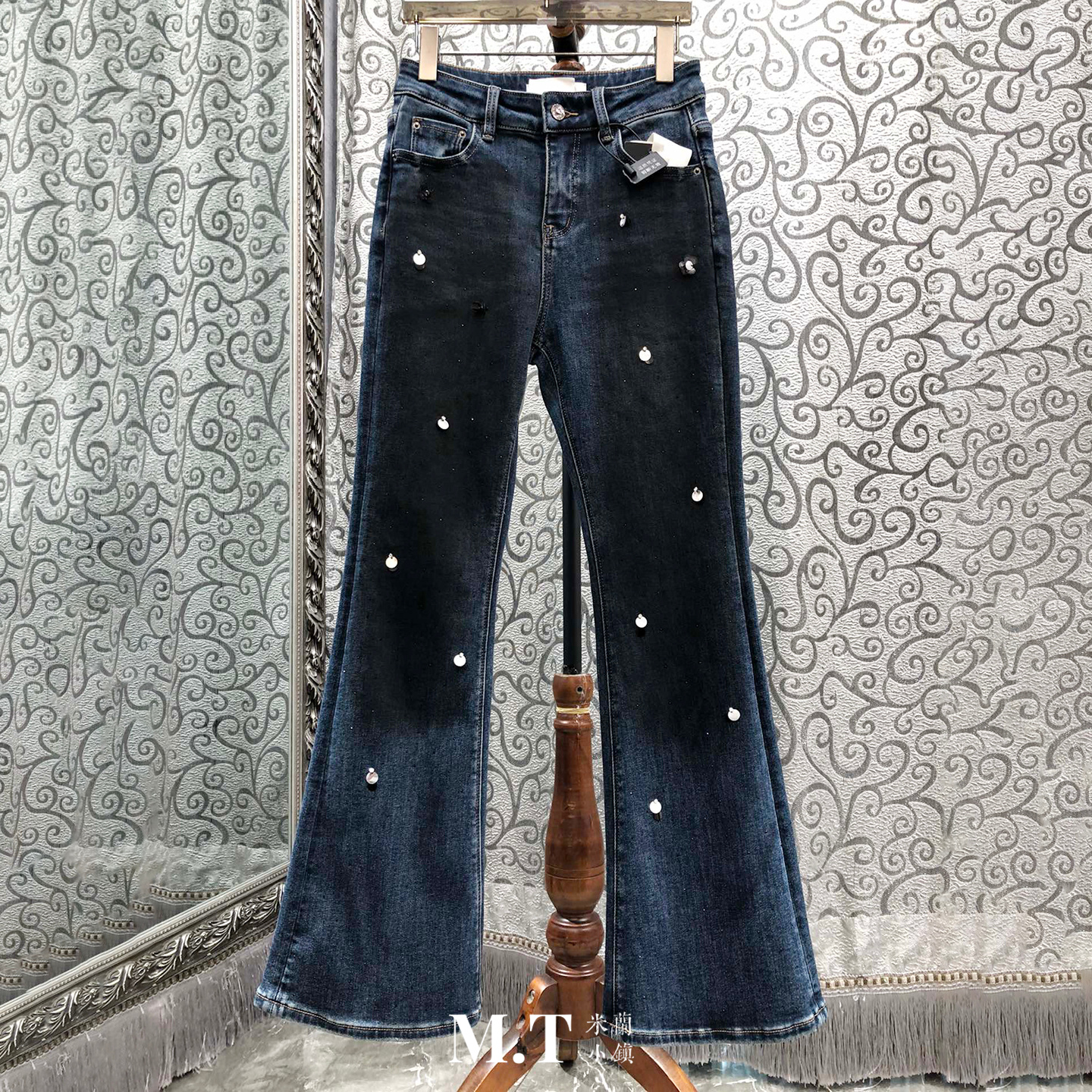 米兰小镇南油高版本重水洗钉钻亮片复古做旧牛仔加绒喇叭长裤J23