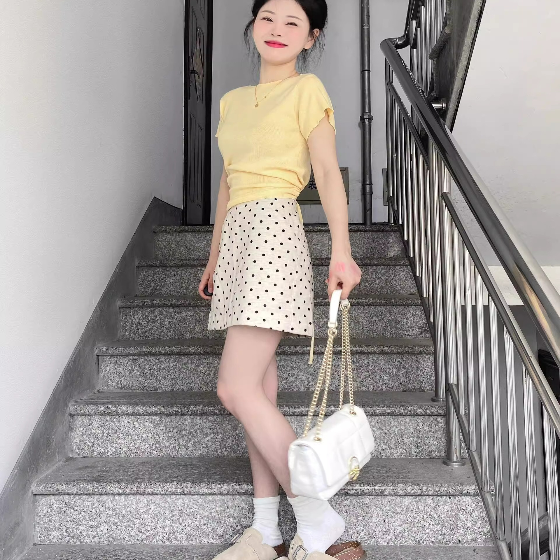 柠檬黄色多巴胺甜辣T恤修身上衣