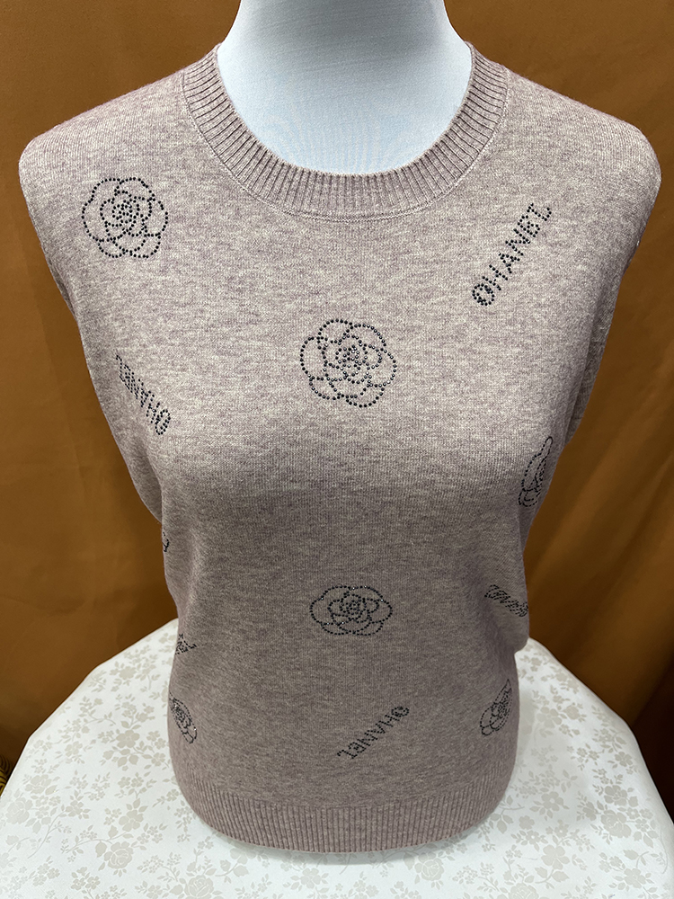 妈妈装镶钻洋气长袖羊毛衫