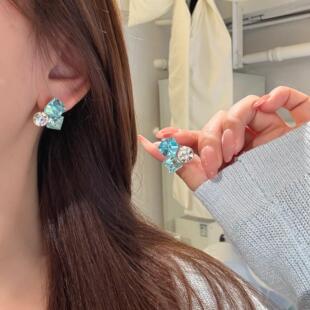 【蜜桃茶】本期z爱 爆闪蓝色堆钻耳钉轻奢高级感耳环独特绝美耳饰