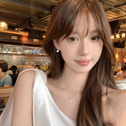 【蜜桃茶】精致女一 小扇子珍珠耳环2024新款轻奢高级感耳钉耳饰
