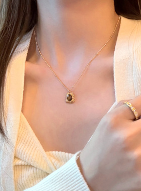 琥珀胶片秋冬虎眼石吊坠毛衣链