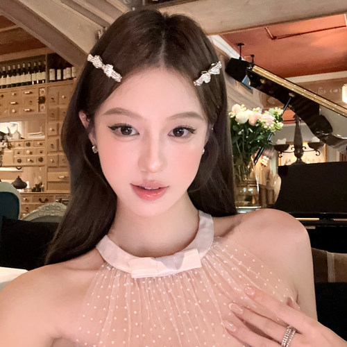 月亮女神满钻蝴蝶结发夹