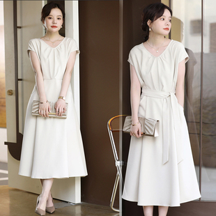 夏季气质a字连衣裙子女士新款精致通勤v领中长裙日常小礼服88501