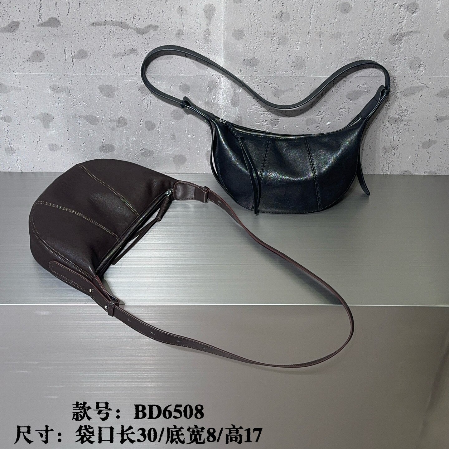 百豆头层真牛皮水饺包轻奢斜挎