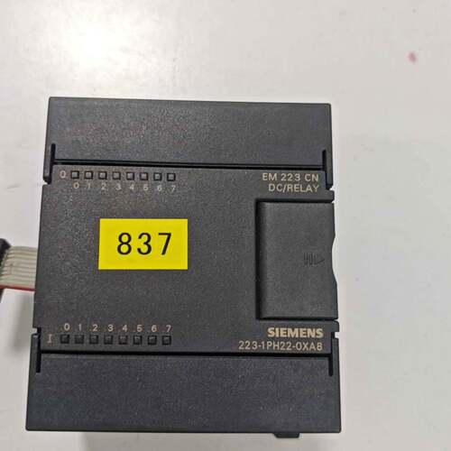 可维修6ES7 223-1PH22-0XA8，西门子外观完好无破损。