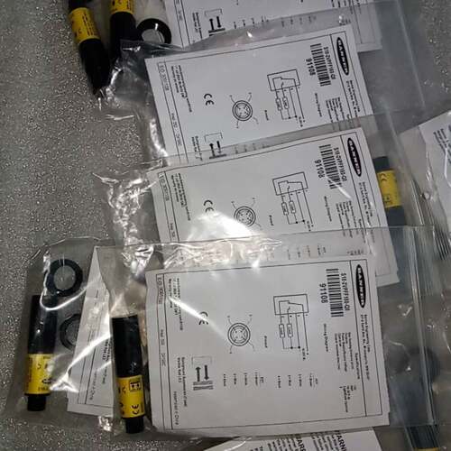 可维修S18-2VPFF150-Q8，，正品邦纳传感器多
