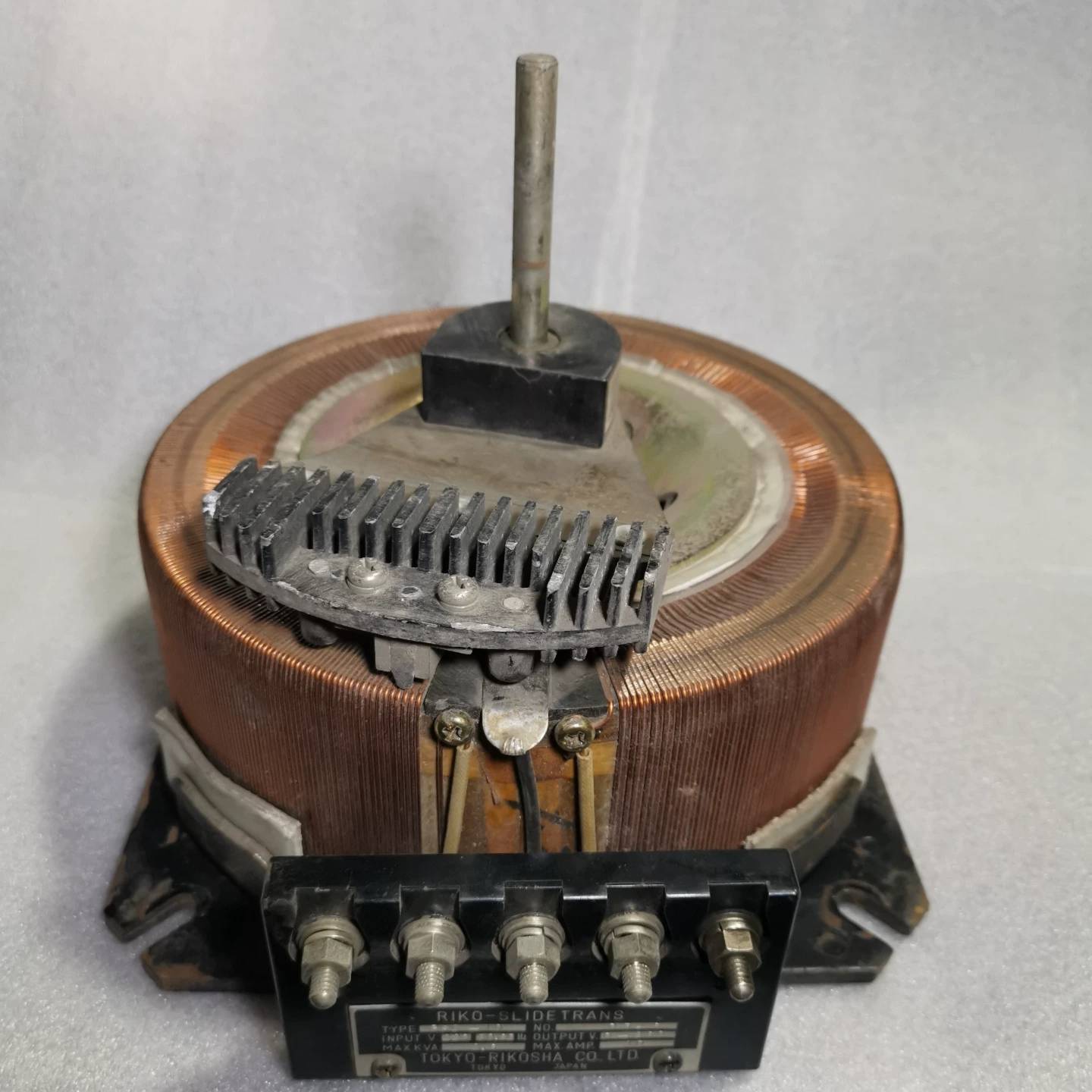 可维修2.6KVA，进口调压器变速器变压器图片