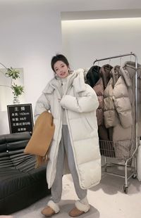 hello家长款 大被子加厚宽松连帽保暖外套 过膝羽绒服女2023冬新款