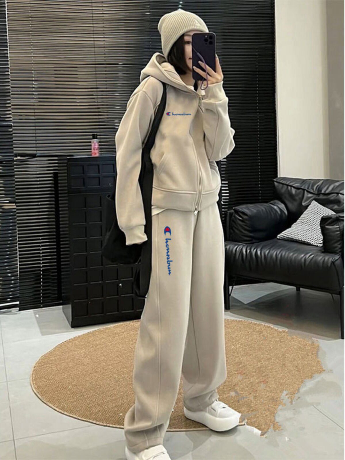 가을 겨울 여성을 위한 귀여운 챔피언 캐주얼 스포츠 슈트 패셔너블하고 벨벳 후드 티셔츠 와이드 팬츠 투피스 세트