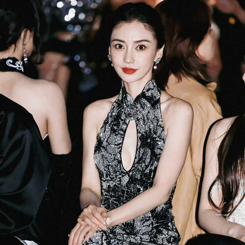 法式挂脖开叉连衣裙露背性感晚会主持人礼服裙宴会女气质长裙