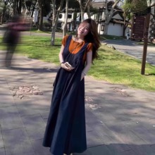 小个子牛仔背带裙套装女2025年夏季超火洋气减龄V领连衣裙两件套