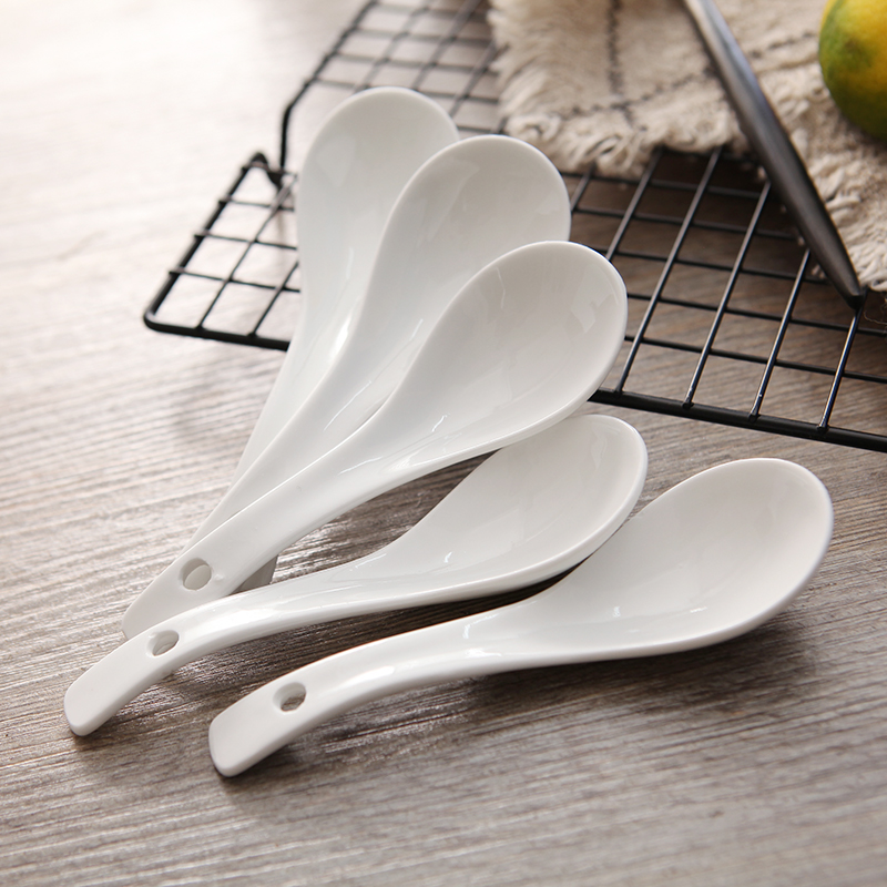 勺子陶瓷纯白汤勺骨瓷创意小勺小汤匙调羹甜品搅拌勺家用酒店餐具