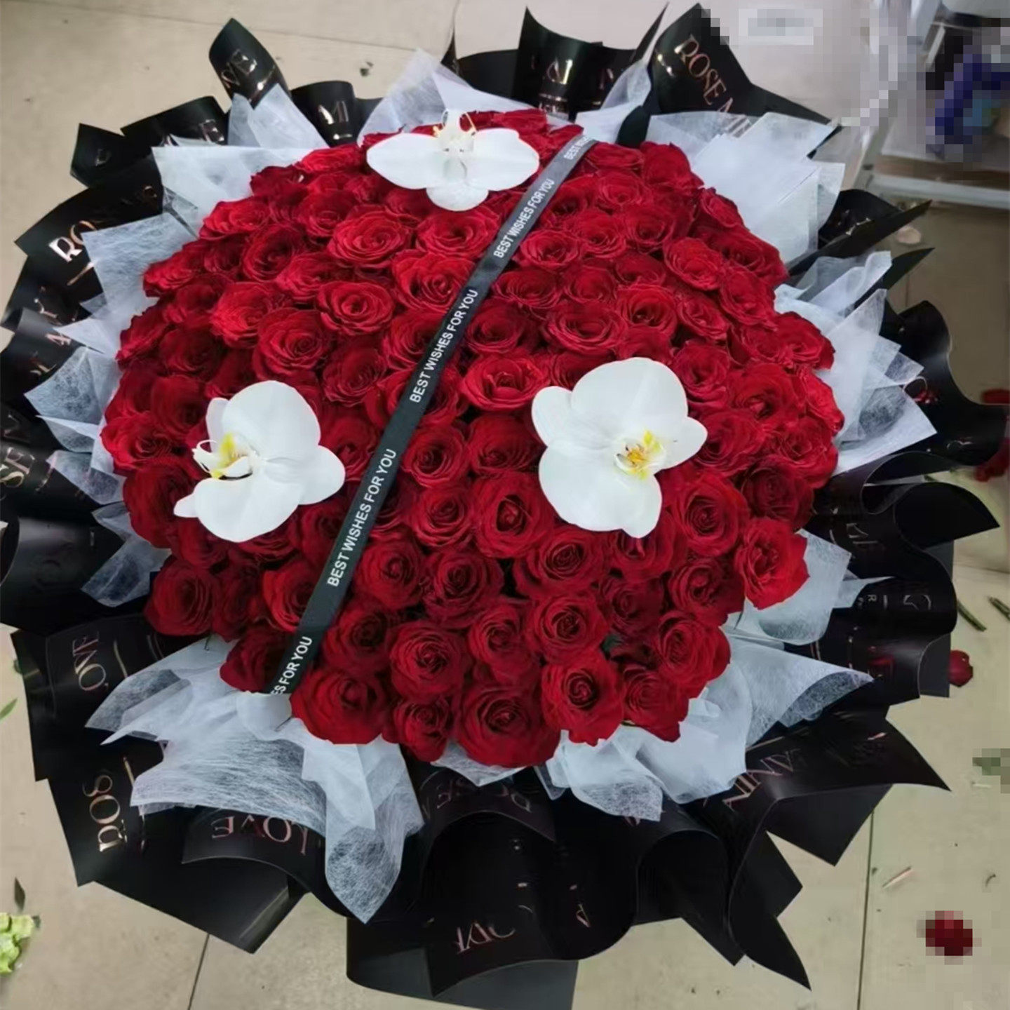 杭州同城速递99朵红玫瑰花束