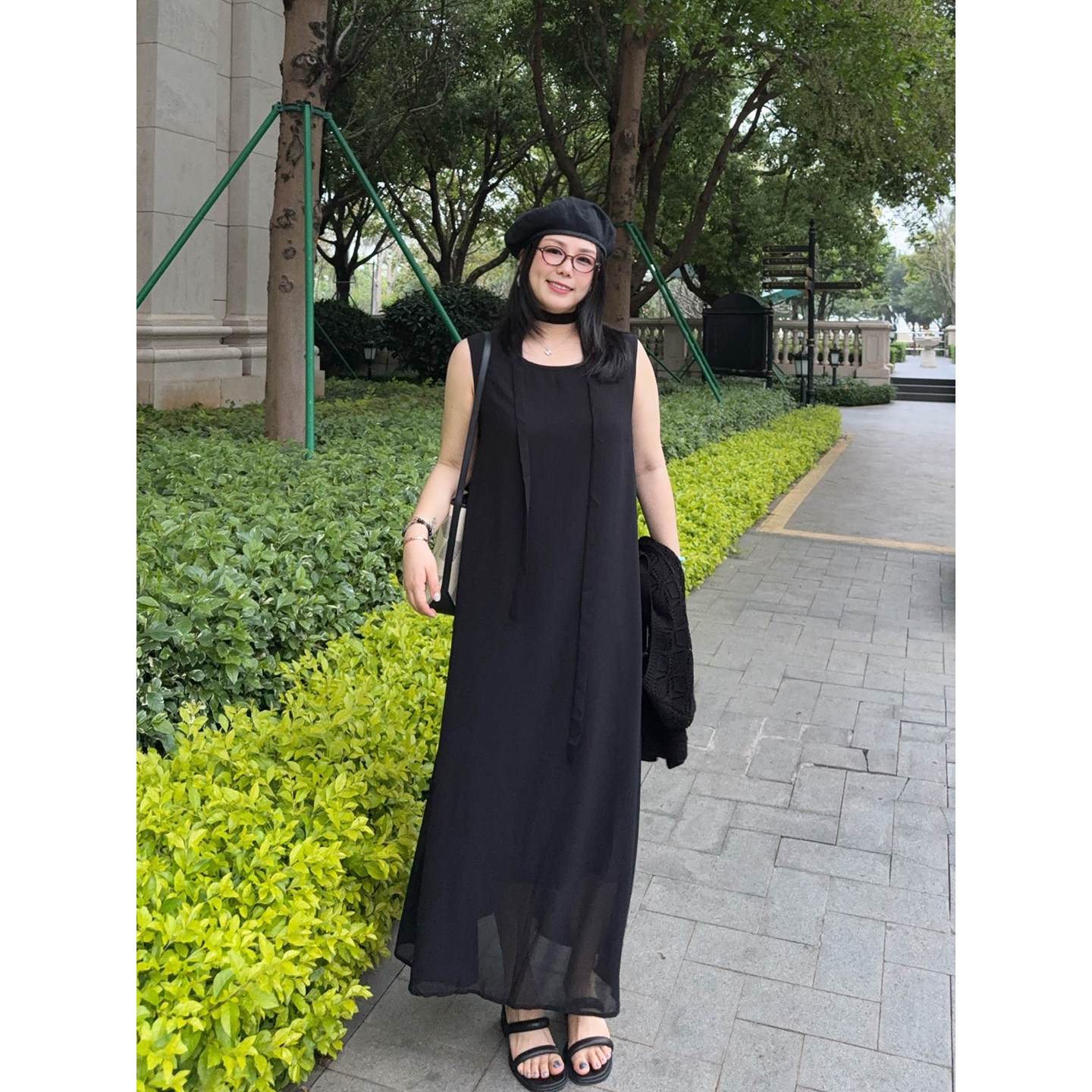 VOGANA戛纳家大码女装纸片人裙夏宽松直筒腰带显瘦纯色简约背心裙