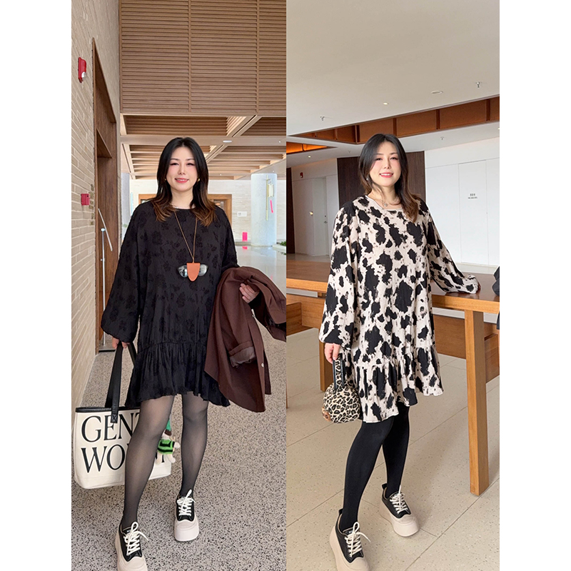 VOGANA戛纳家大码女装法式气质褶皱纹理宽松显瘦遮肉荷叶边连衣裙