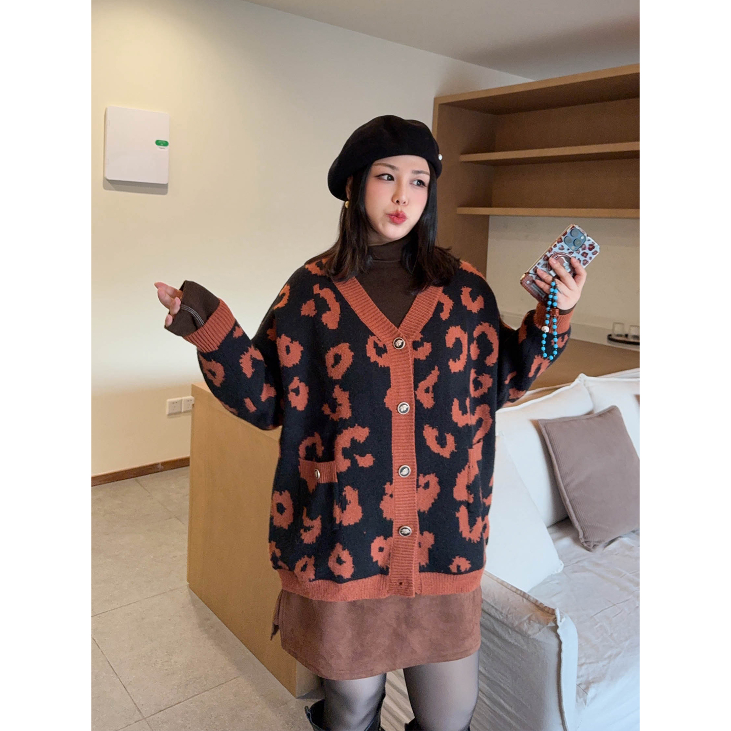 【12/8晚八点开售】博主时髦穿搭豹纹毛衣开衫冬加厚保暖北极熊绒