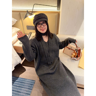 VOGANA戛纳家大码女装简约纸片人裙冬打底内搭宽松显瘦毛衣连衣裙