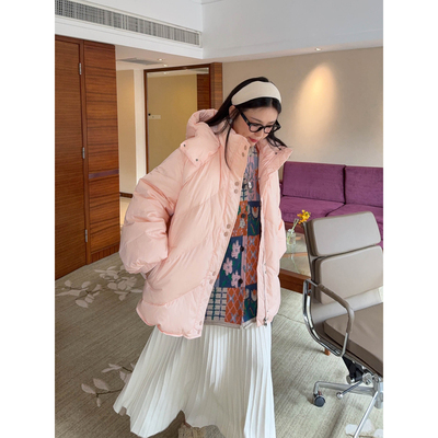 VOGANA戛纳家大码女装羽绒服95白鸭绒外套冬超暖立领连帽面包服