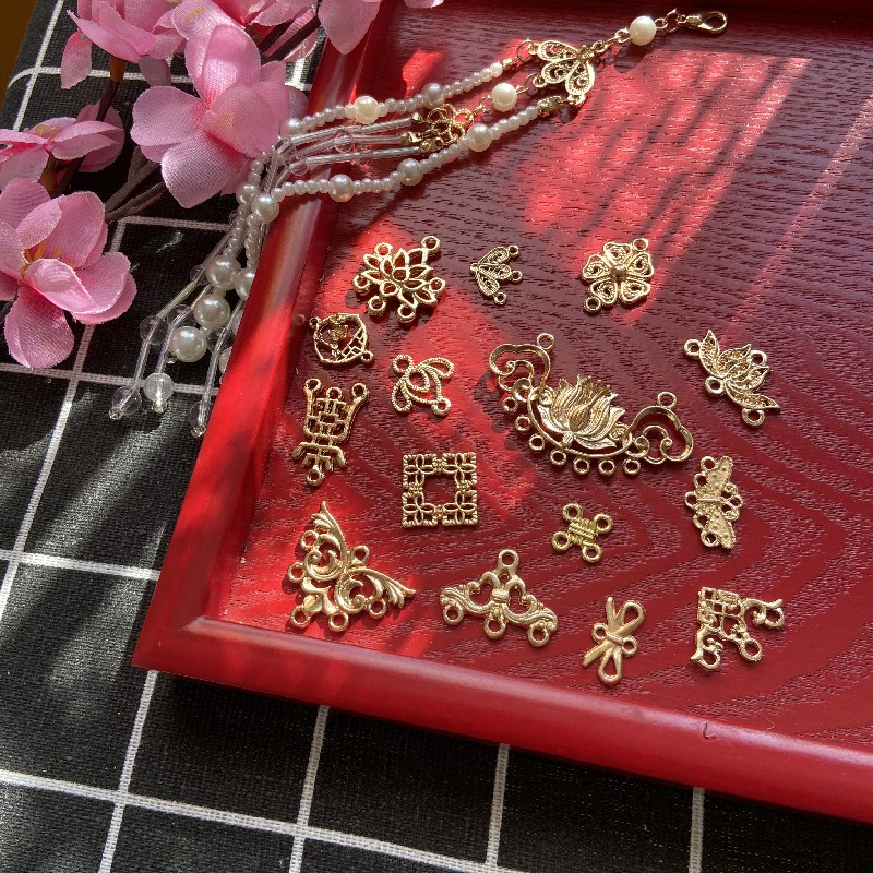 合金KC金点缀新娘古风中式步摇流苏链接片双孔吊片 DIY古风材料