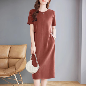 短袖直筒连衣裙女装2025夏季新款大码胖mm宽松显瘦中长款气质裙子